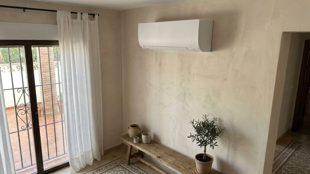 Valfrica – Valenciana de frio y calor S.L. — Fixender