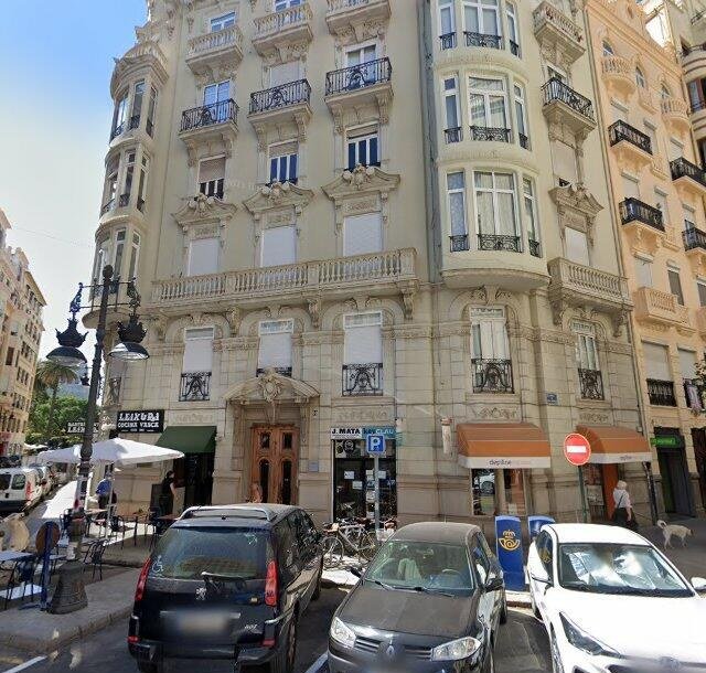 KeyClau - Cerrajería en Valencia para copia de llaves de coche y mandos.